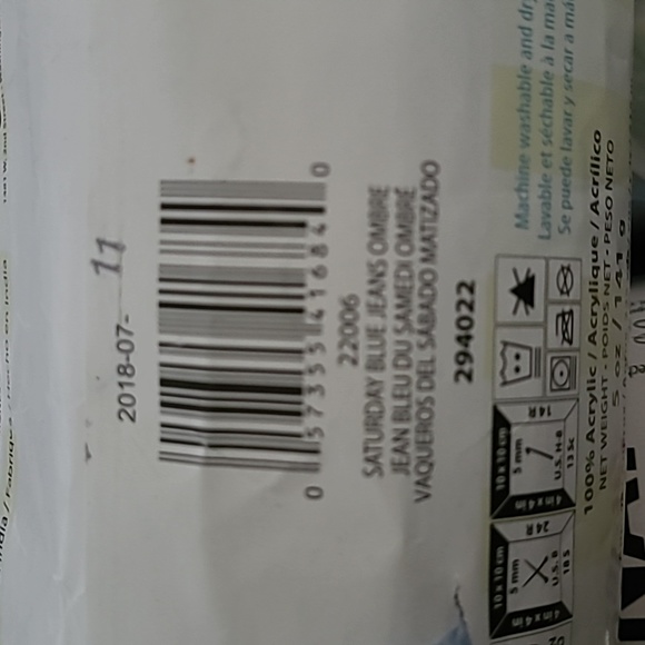 Bernat Baby Velvet Caron Simply Soft Ombre yarn lot of Two New never used Soft ! - Picture 3 of 8